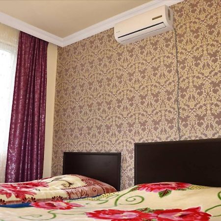 Gulnazi Andria Apartment Sarpi Bagian luar foto