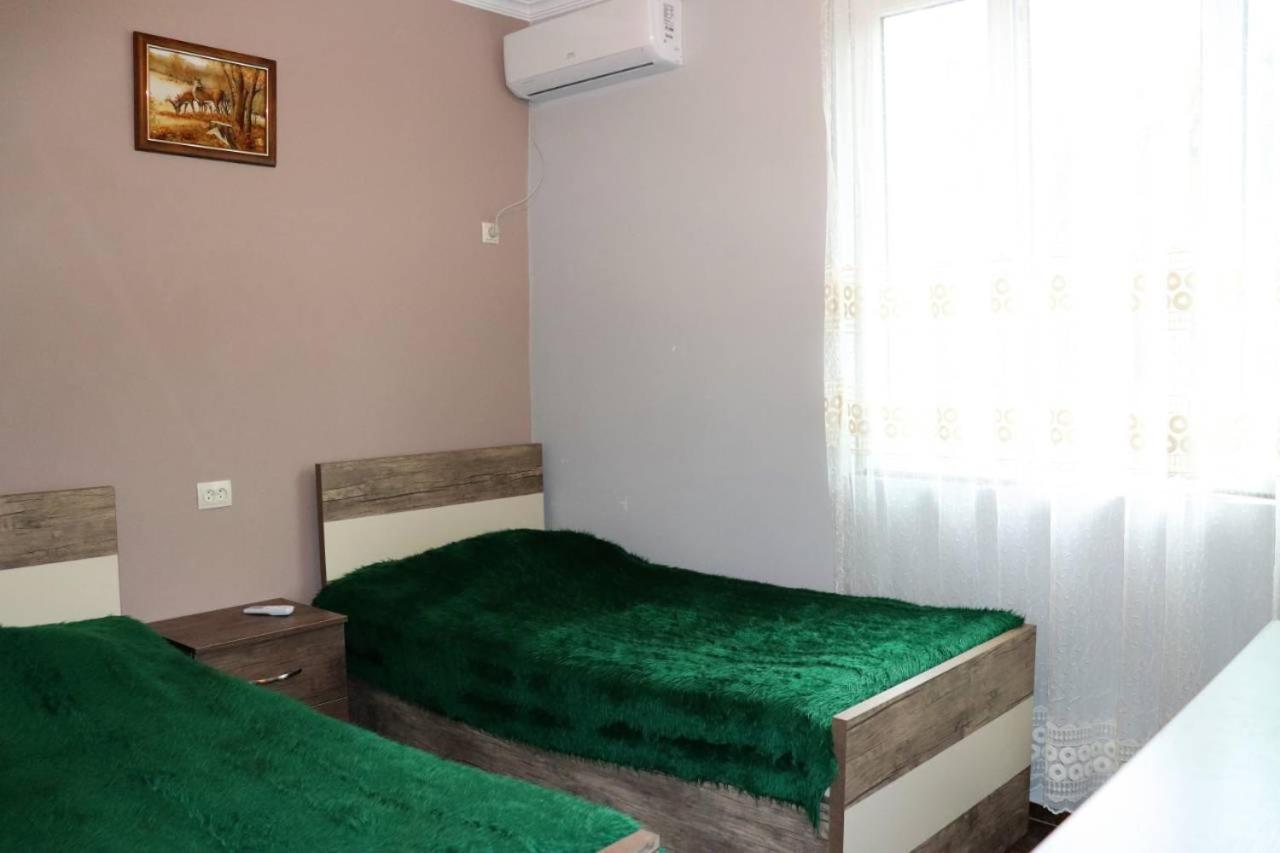Gulnazi Andria Apartment Sarpi Bagian luar foto